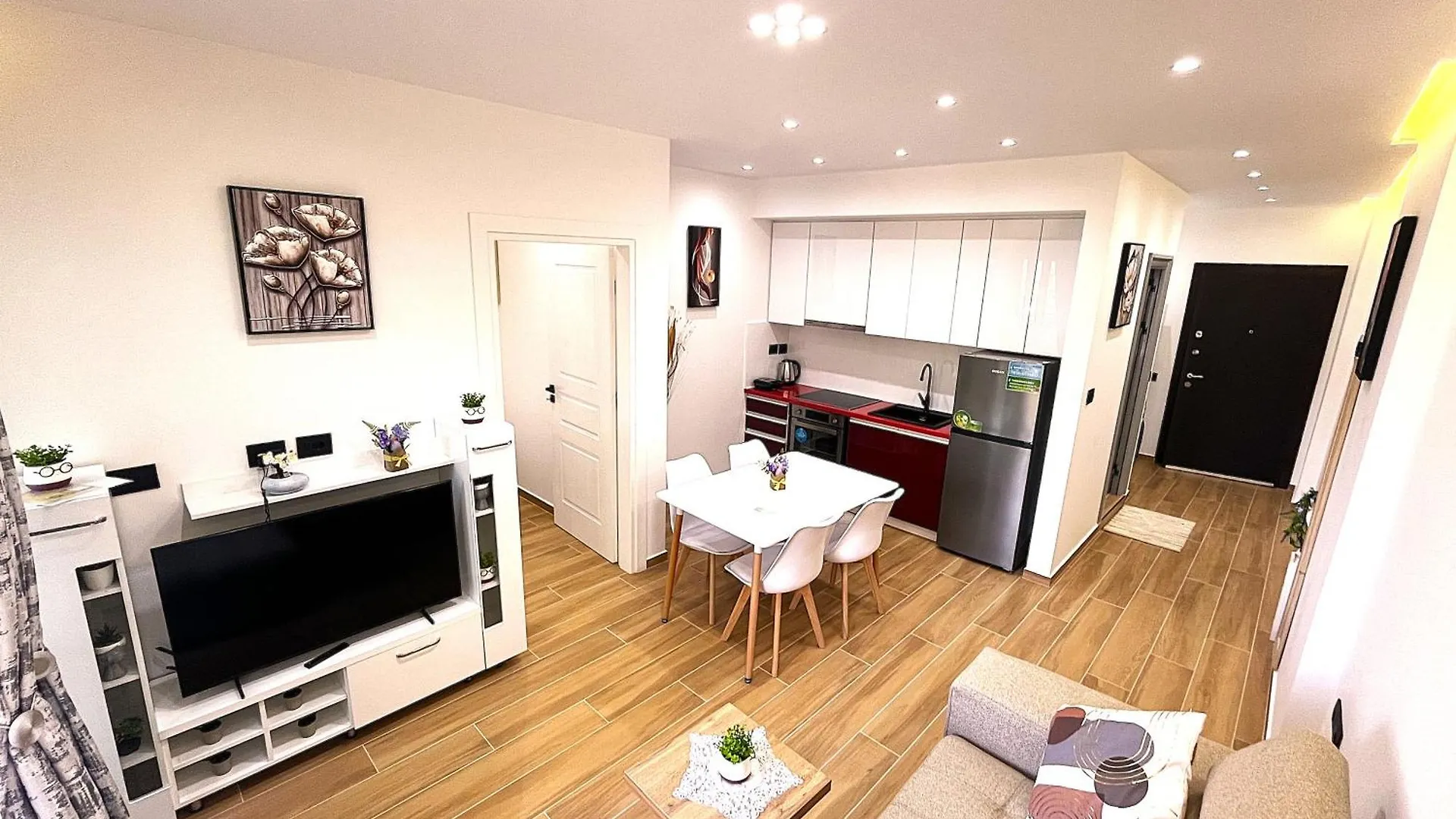 Kam Apartments In Lungomare Vlore