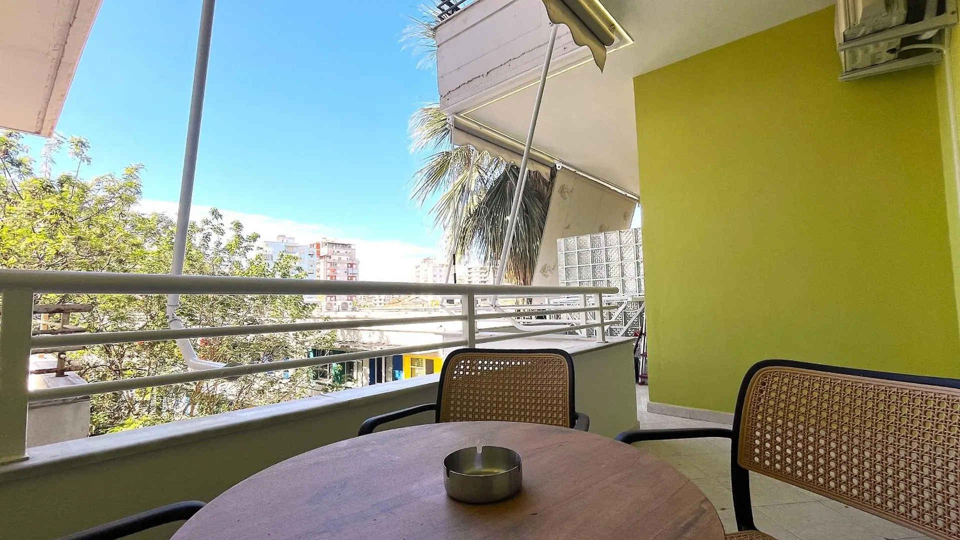 Kam Apartments In Lungomare Vlore 0*,  Albania