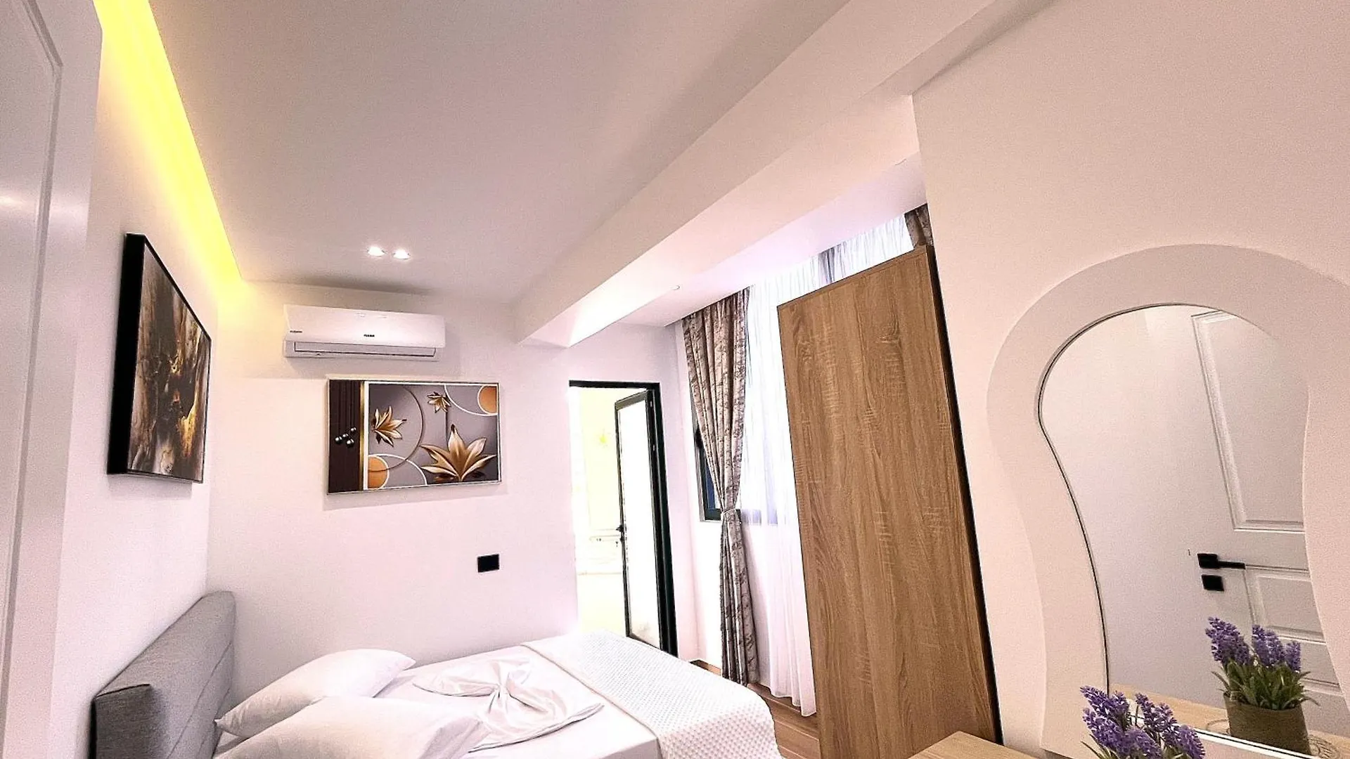 Kam Apartments In Lungomare Vlore Albania