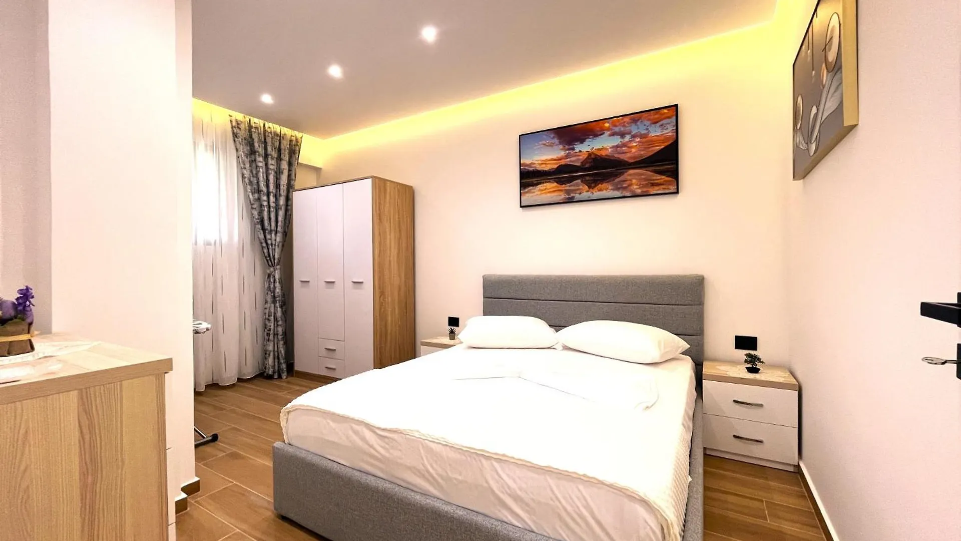 Kam Apartments In Lungomare Vlore